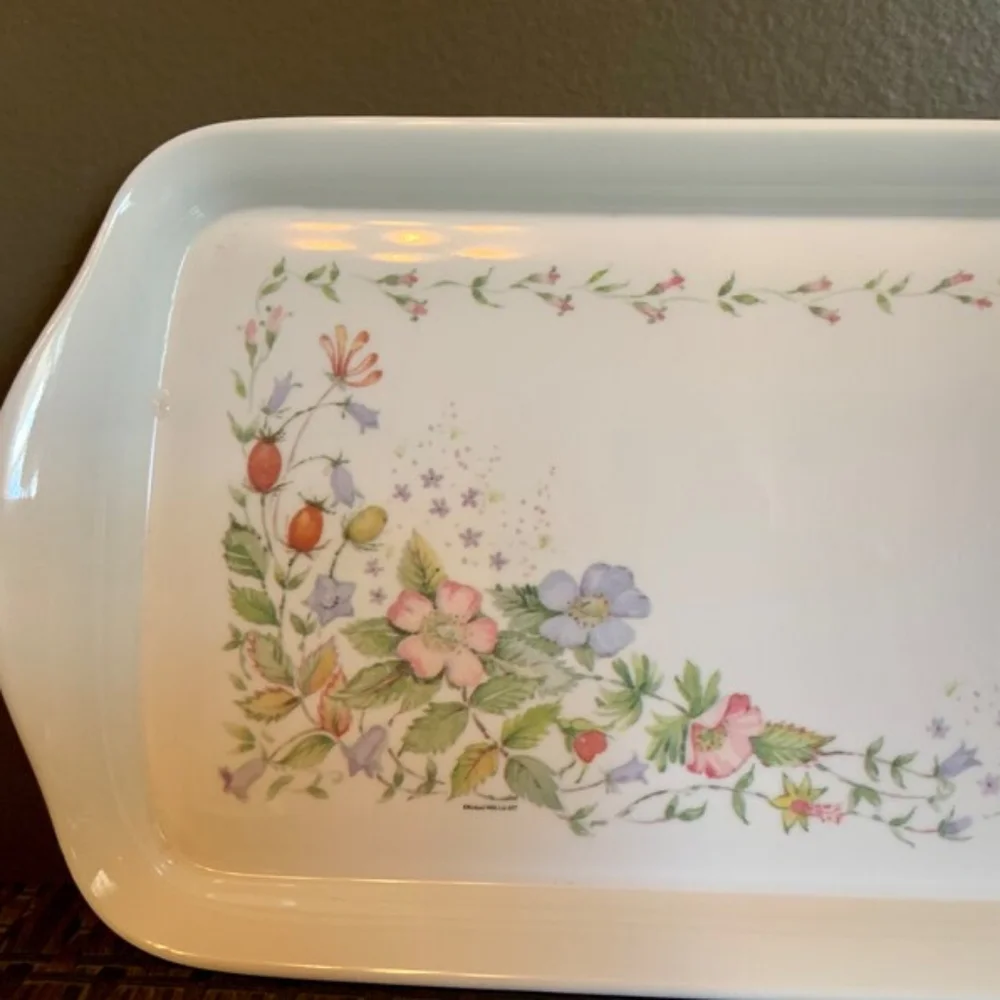 Vintage Melamine Floral Tray